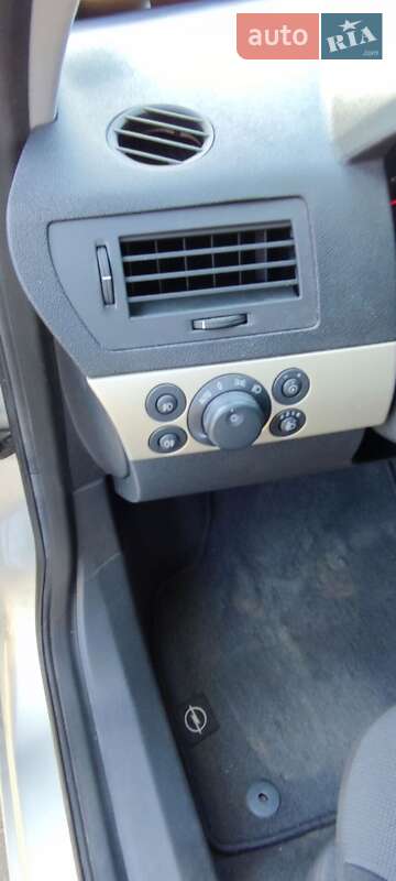 Хэтчбек Opel Astra 2007 в Могилев-Подольске фото 26 Хэтчбек Opel Astra 2007 в Могилев-Подольске