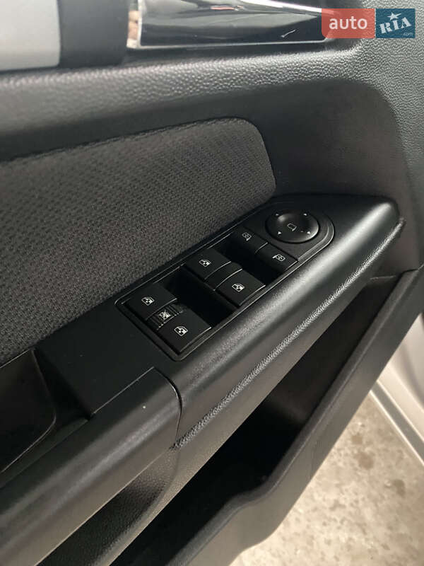 Универсал Opel Astra 2006 в Ровно фото 18 Универсал Opel Astra 2006 в Ровно