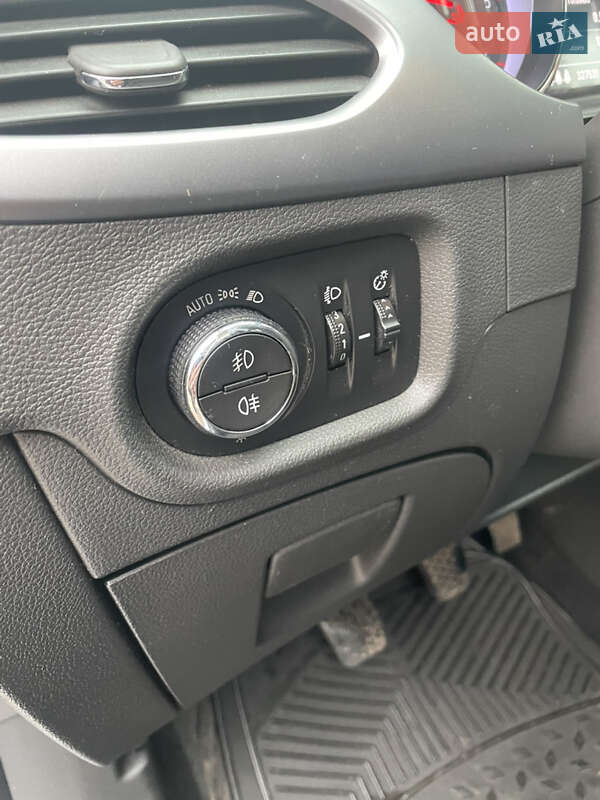 Универсал Opel Astra 2016 в Чернигове фото 15 Универсал Opel Astra 2016 в Чернигове