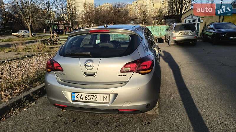 Хэтчбек Opel Astra 2010 в Киеве фото 2 Хэтчбек Opel Astra 2010 в Киеве