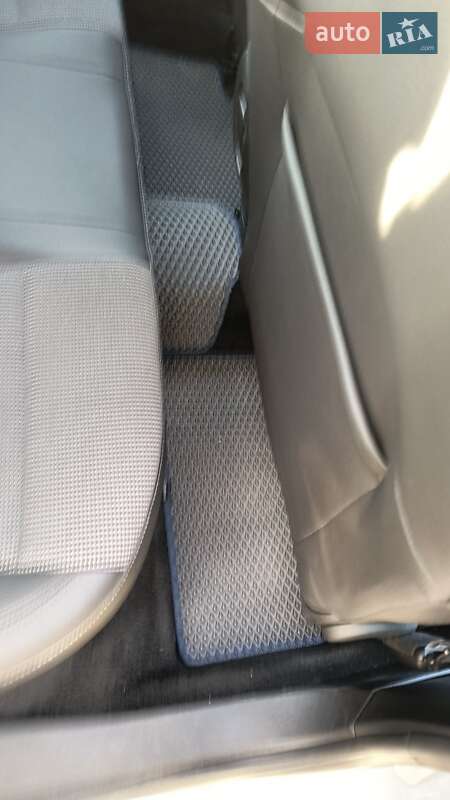 Хэтчбек Opel Astra 2010 в Киеве фото 15 Хэтчбек Opel Astra 2010 в Киеве