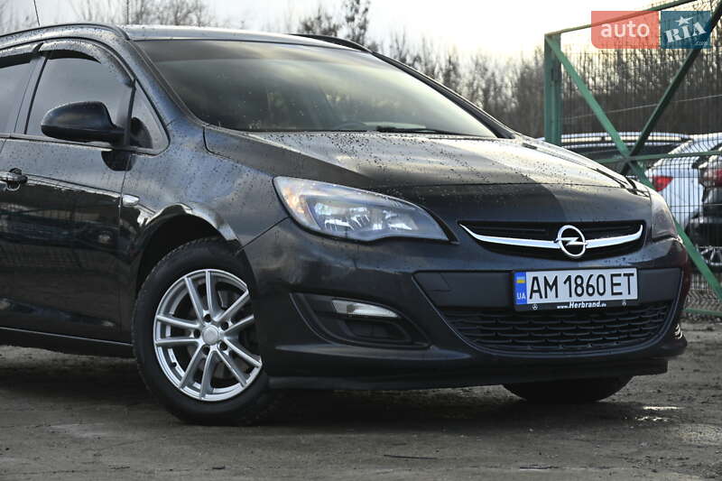 Универсал Opel Astra 2014 в Бердичеве фото 3 Универсал Opel Astra 2014 в Бердичеве