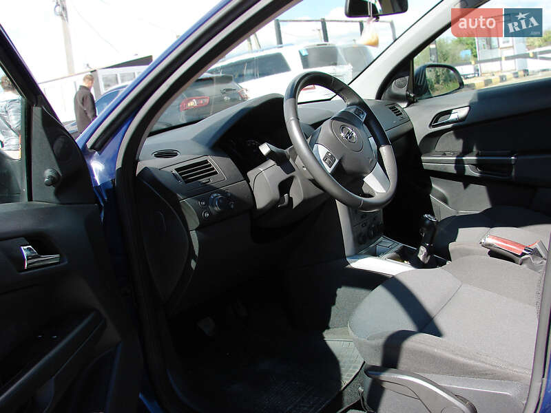 Универсал Opel Astra 2011 в Одессе