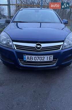 Універсал Opel Astra 2010 в Вінниці