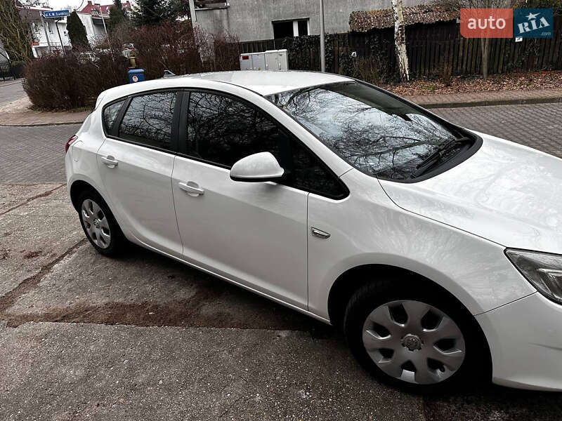 Хэтчбек Opel Astra 2010 в Ковеле