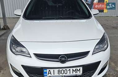 Универсал Opel Astra 2014 в Броварах