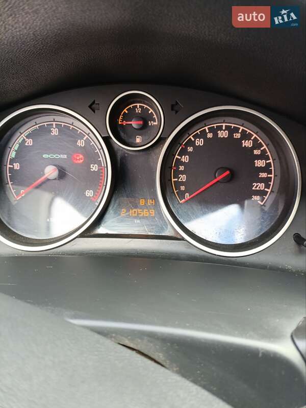 Універсал Opel Astra 2008 в Новомосковську