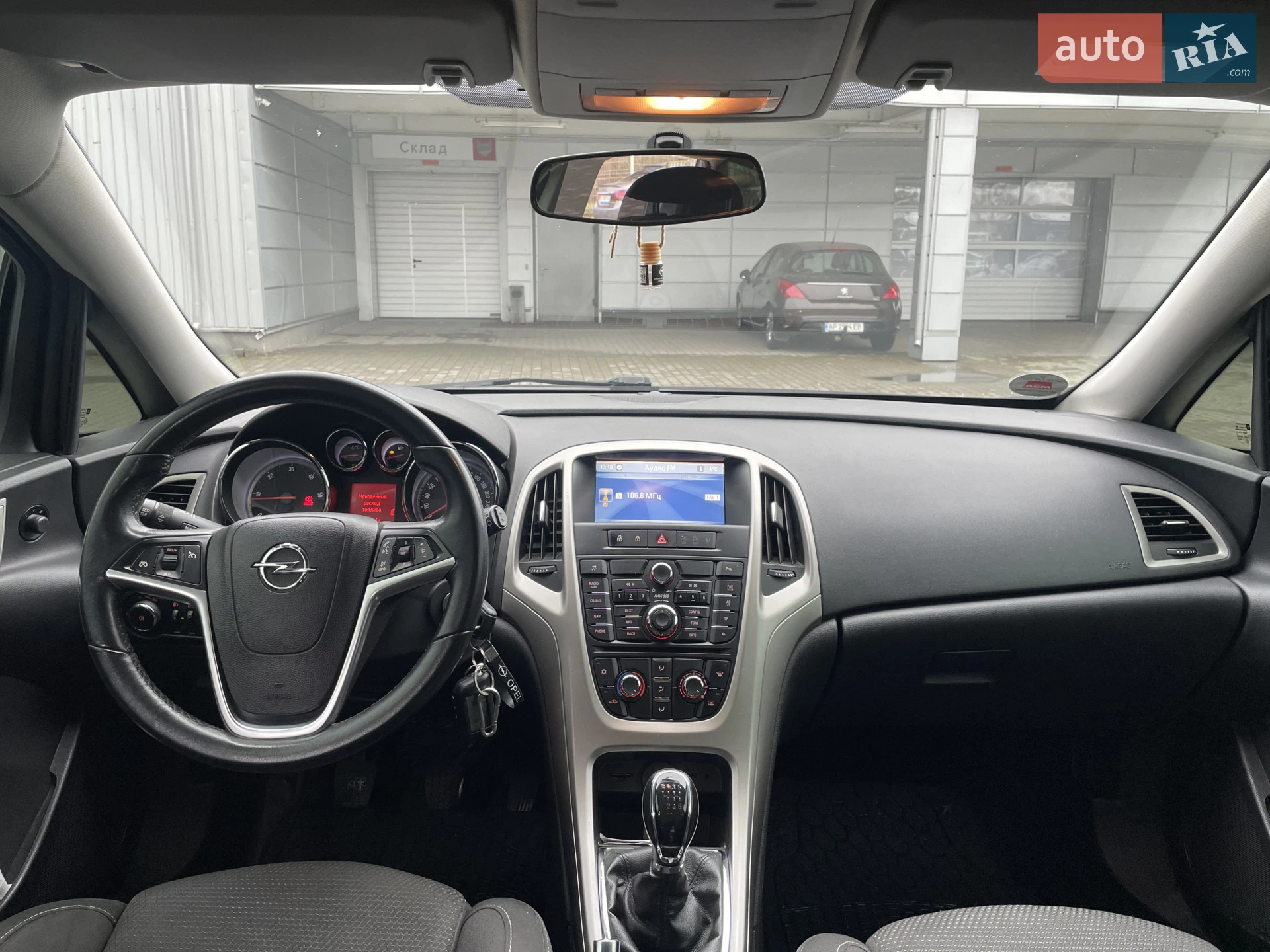 2011 Opel Astra - мініатюра 10