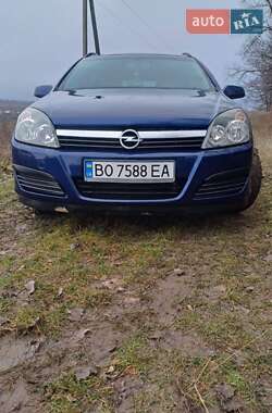 Універсал Opel Astra 2005 в Підгайцях
