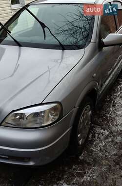 Седан Opel Astra 2002 в Сумах