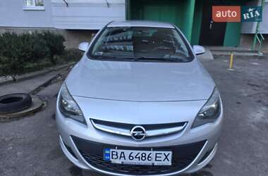 Хетчбек Opel Astra 2015 в Кропивницькому