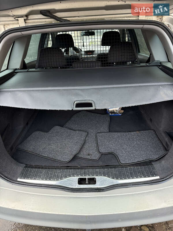 Универсал Opel Astra 2006 в Черновцах