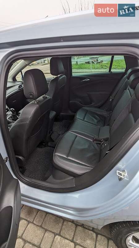 Универсал Opel Astra 2016 в Мукачево