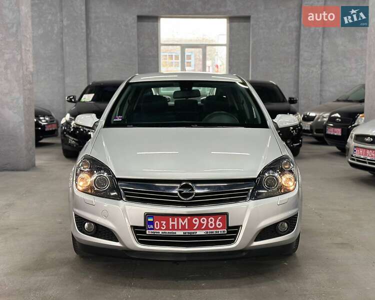 Opel Astra 2008
