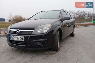 Универсал Opel Astra 2005 в Стрые