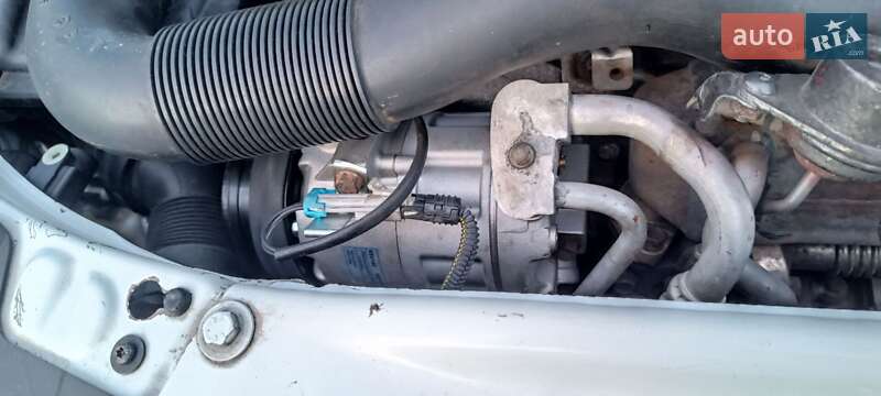 Универсал Opel Astra 2010 в Тячеве