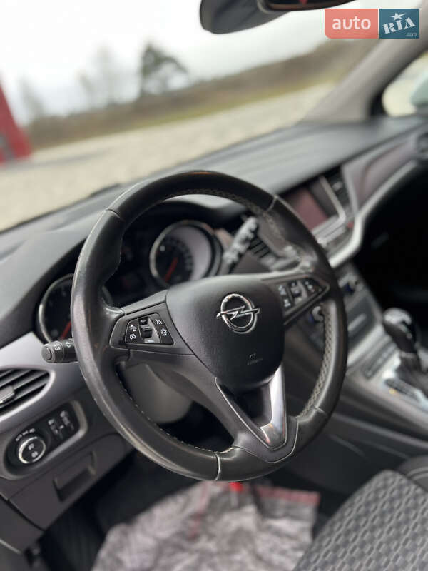 Универсал Opel Astra 2018 в Львове