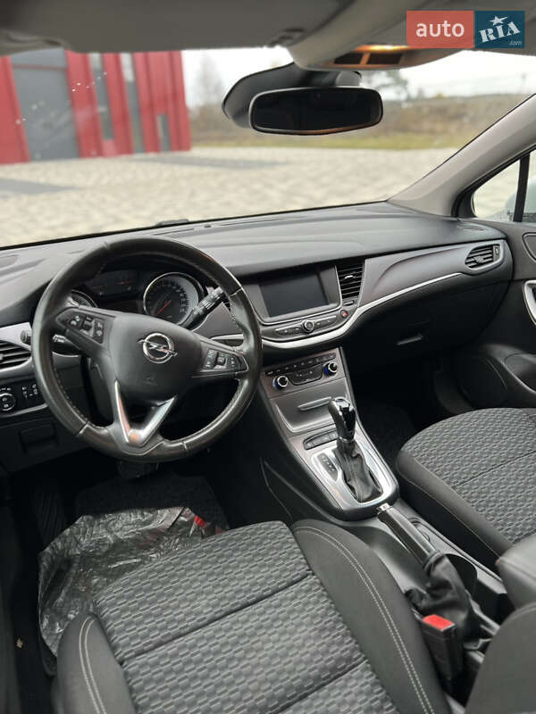 Универсал Opel Astra 2018 в Львове