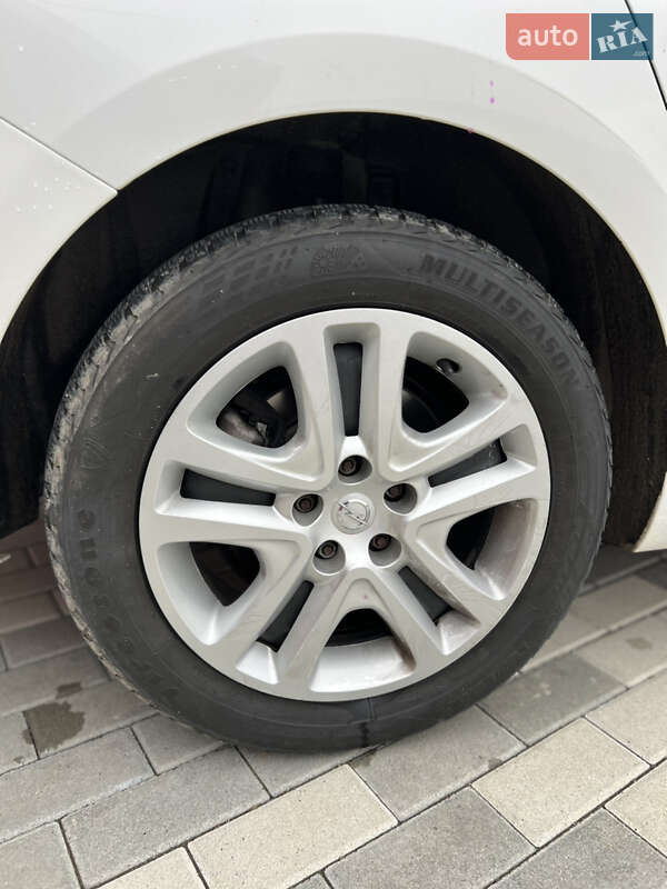 Универсал Opel Astra 2018 в Львове