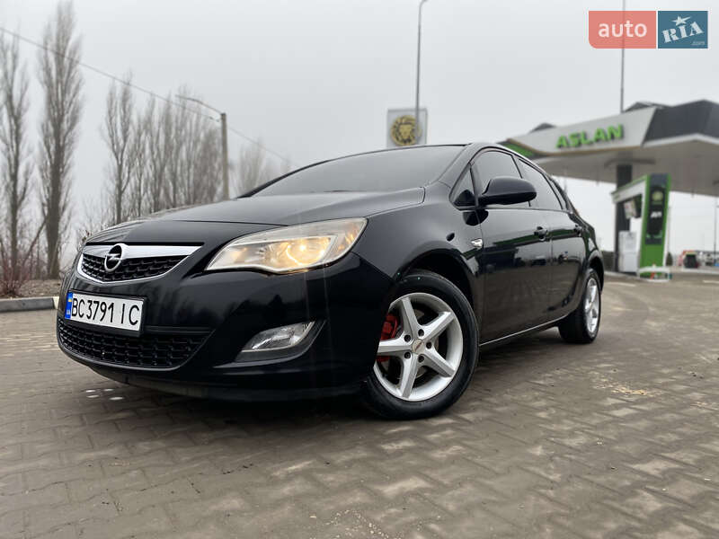 Opel Astra 2010