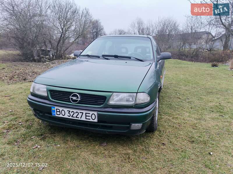 Opel Astra 1998 Opel Astra 1998