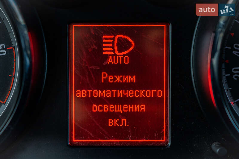 Універсал Opel Astra 2012 в Луцьку