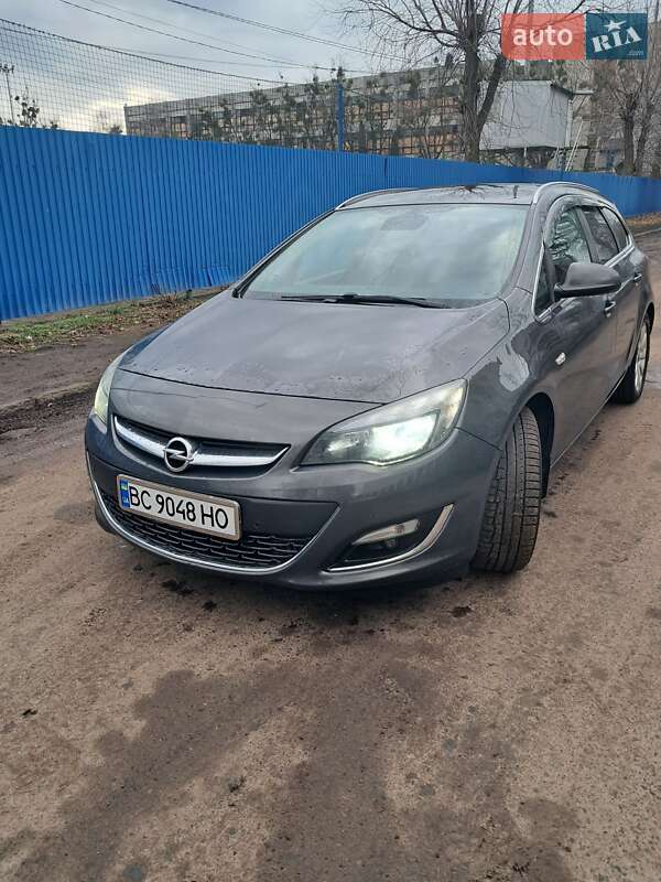 Opel Astra 2013