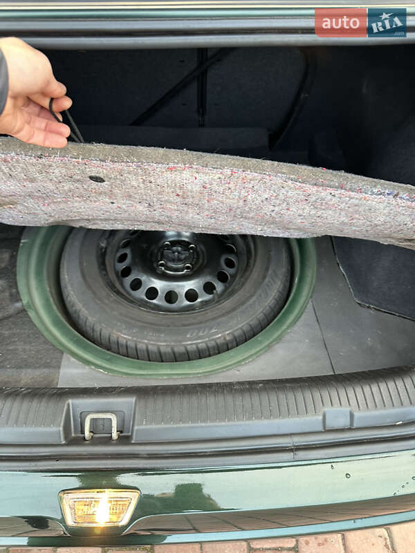 Седан Opel Astra 2003 в Кривом Роге