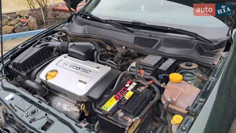 Универсал Opel Astra 1998 в Жвирке
