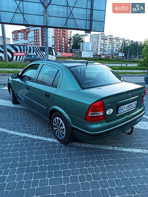 Седан Opel Astra 1999 в Тернополе