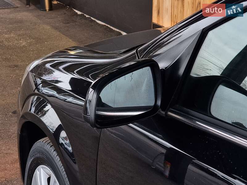 Універсал Opel Astra 2009 в Вінниці