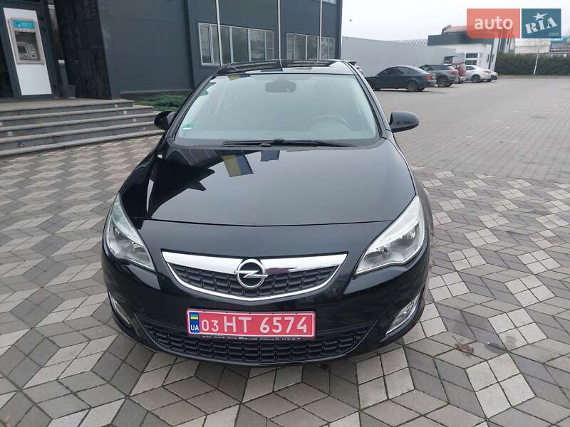 Хэтчбек Opel Astra 2010 в Белой Церкви