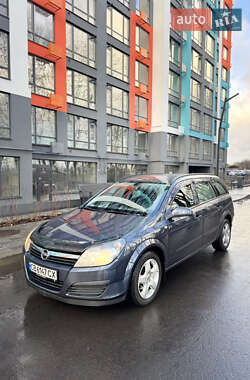 Универсал Opel Astra 2006 в Чернигове