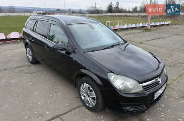 Універсал Opel Astra 2005 в Ладижині