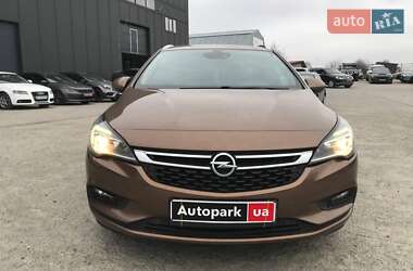 Універсал Opel Astra 2016 в Львові