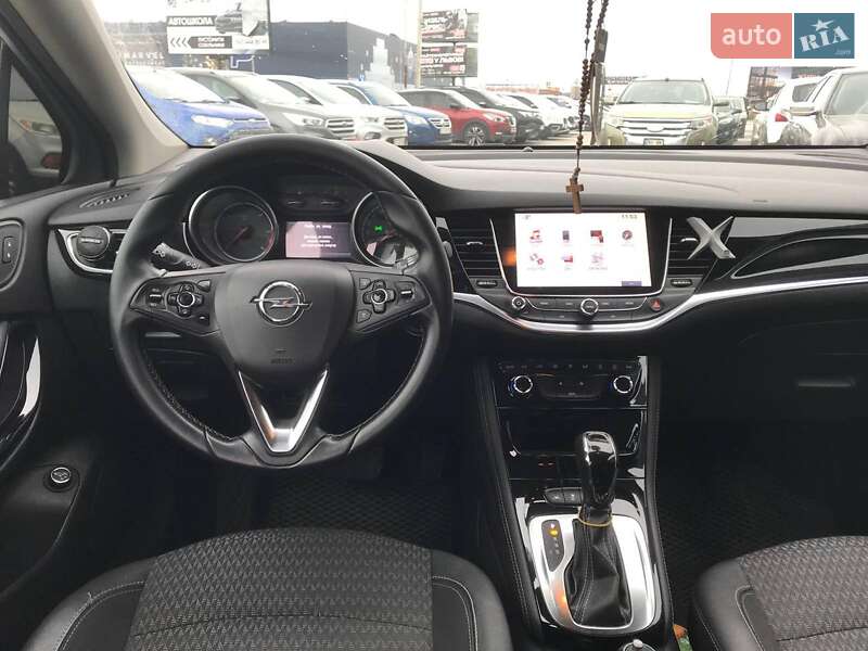 Універсал Opel Astra 2016 в Львові