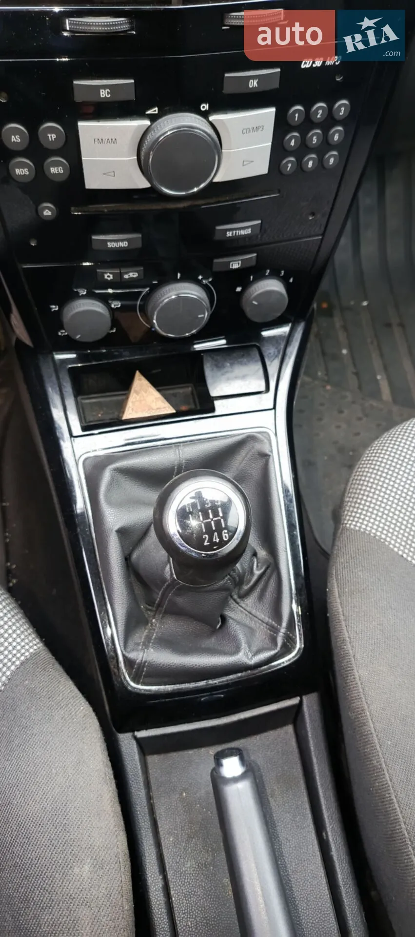 2010 Opel Astra - мініатюра 7