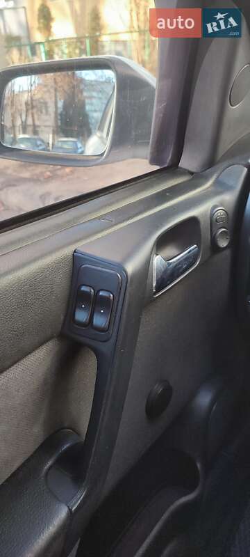 Седан Opel Astra 2003 в Белой Церкви