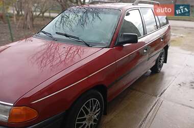 Универсал Opel Astra 1994 в Ровно
