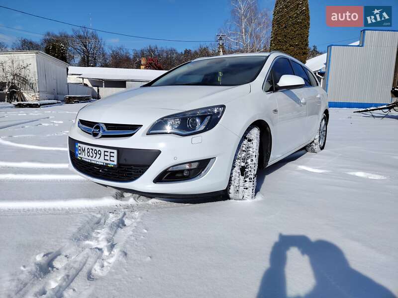 Универсал Opel Astra 2014 в Сумах