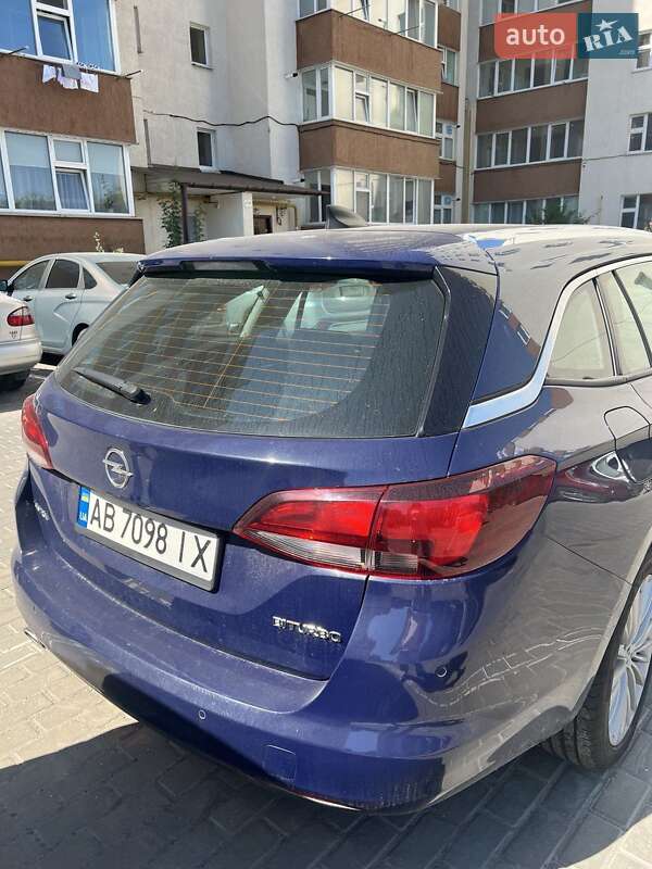 Универсал Opel Astra 2016 в Хмельницком