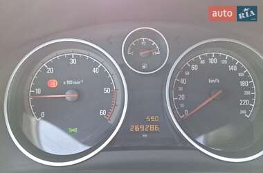 Универсал Opel Astra 2010 в Тячеве