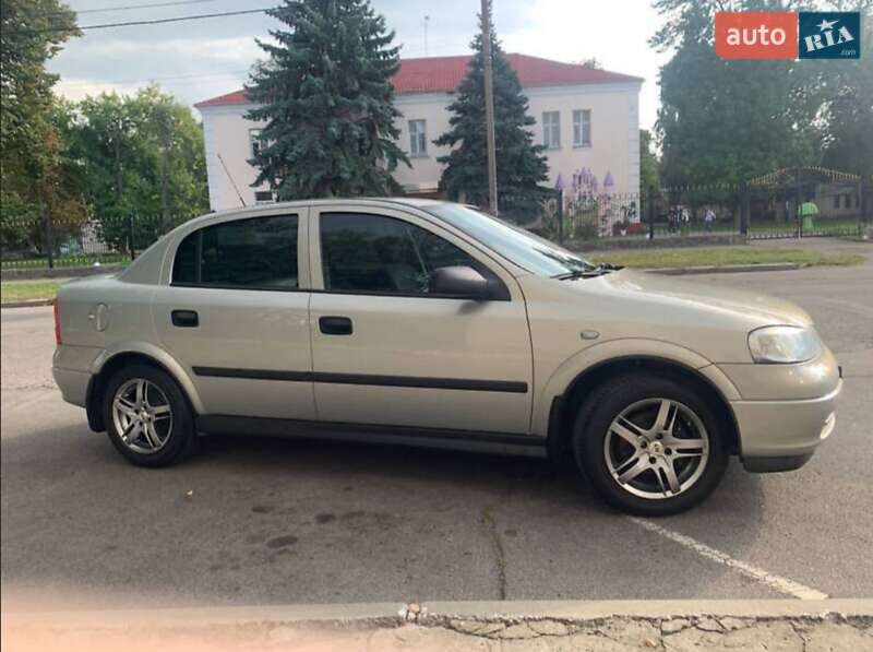 Opel Astra 2007