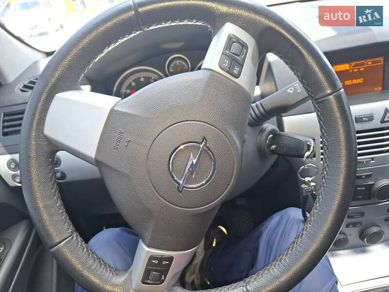 Универсал Opel Astra 2009 в Виннице