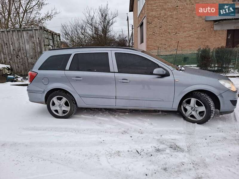 Универсал Opel Astra 2009 в Виннице