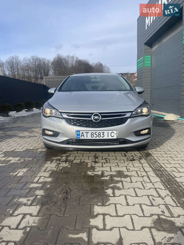 Opel Astra 2016