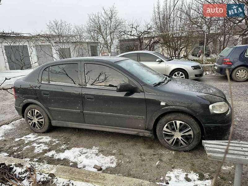 Хетчбек Opel Astra 2002 в Тульчині