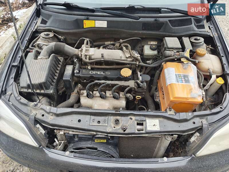 Хетчбек Opel Astra 2002 в Тульчині