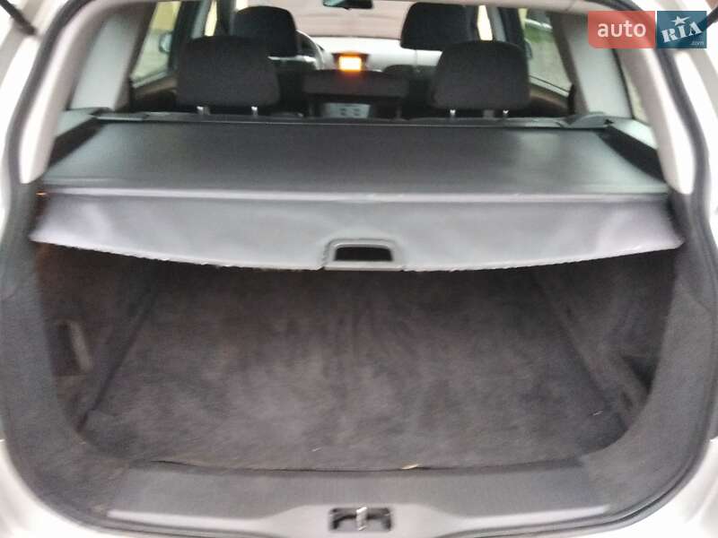 Універсал Opel Astra 2010 в Ковелі