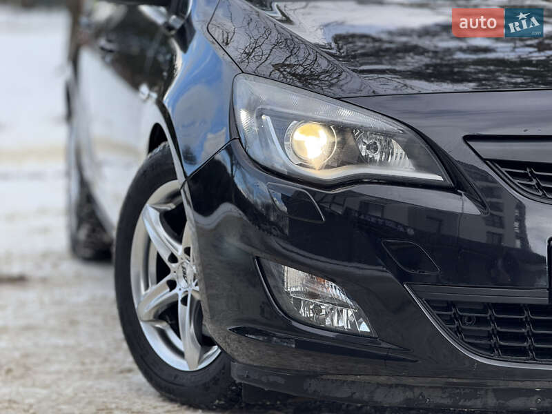 Хэтчбек Opel Astra 2011 в Львове фото 4 Хэтчбек Opel Astra 2011 в Львове